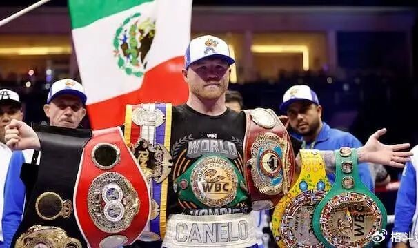 15倍收入差距！阿瓦雷兹大战克劳福德，收入超1.5亿美金