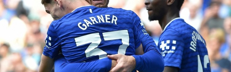 九游体育下载app-TA：埃弗顿与格拉利什郎情妾意，他们打算和曼城重新谈谈价格