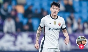 九游体育下载app-疑似回应被基莱斯锁喉，李昂社媒：呼吸困难，像被锁住一样