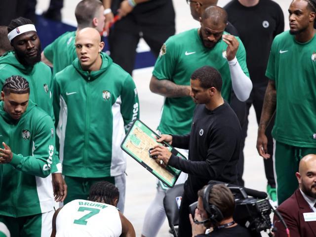 1718608156448096879.jpg GettyImages-2157632770-scaled.jpg